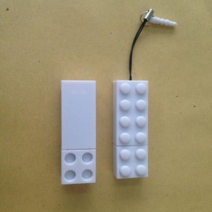 EI-0076 Custom Building Block Flash Drive